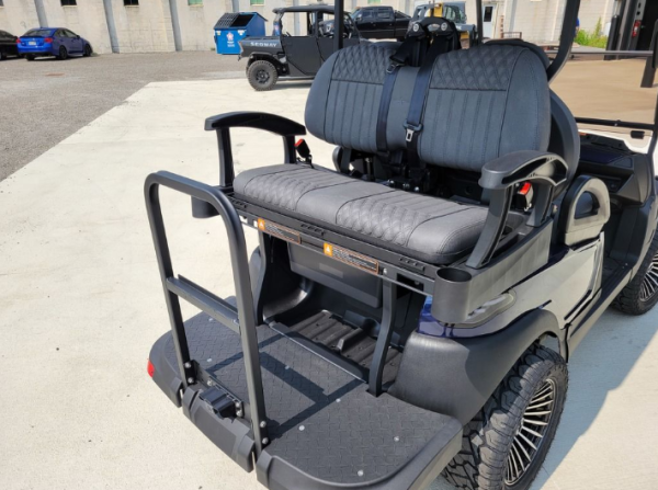 agc-02f67449-70b6-4944-a9e2-081a5c9f8ead 2024 Atlas 4 Passenger Lifted Electric Golf Cart - 210AH Lithium - Blue