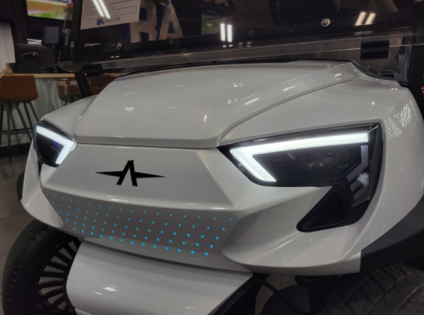 2024 Atlas 4 Passenger Electric Golf Cart - 210AH Lithium - Pearl White