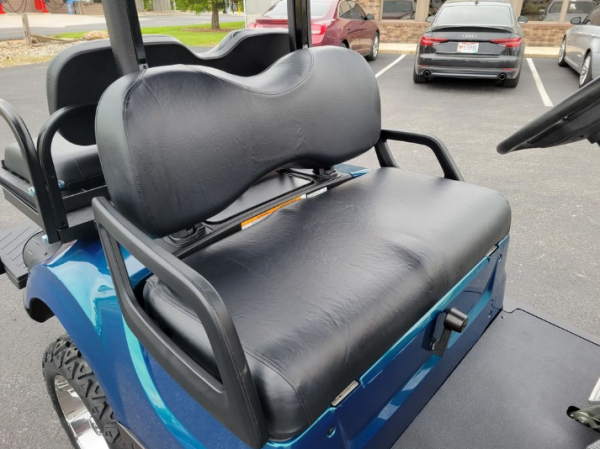 2017 Yamaha Drive2 Used Gas Golf Cart - Chameleon Color