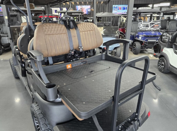 agc-2a0525bf-0d9f-4d14-b7e0-cde360c5bbf0 2024 Atlas 6 Passenger Lifted Electric Golf Cart - 210AH Lithium - Black