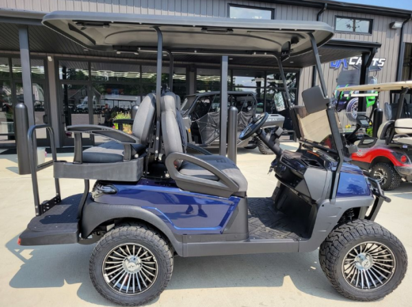 agc-527e6613-29df-4c58-a083-caa9546d2db2 2024 Atlas 4 Passenger Lifted Electric Golf Cart - 210AH Lithium - Blue