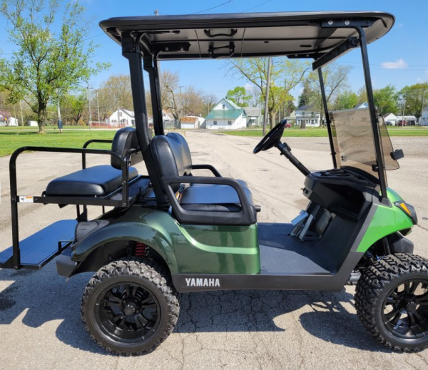 2018 Yamaha Drive2 EFI Quietech Used Gas Golf Cart - Green Fade Lifted