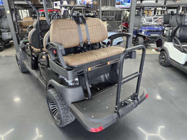 agc-57d7cc77-a2e5-4f50-82f4-da7e4f377b0c 2024 Atlas 6 Passenger Lifted Electric Golf Cart - 210AH Lithium - Black