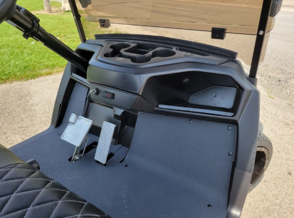 2018 Yamaha Drive2 Used Gas Golf Cart - Red Tip Edition