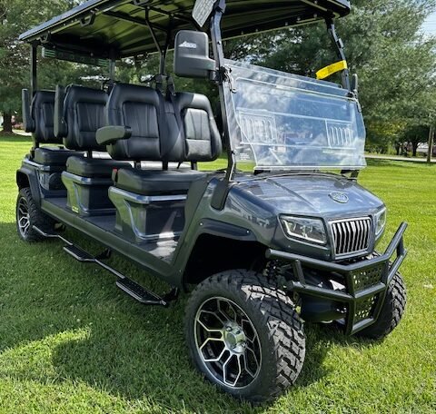 Custom Golf Carts: Colours, Wheels & Upgrades
