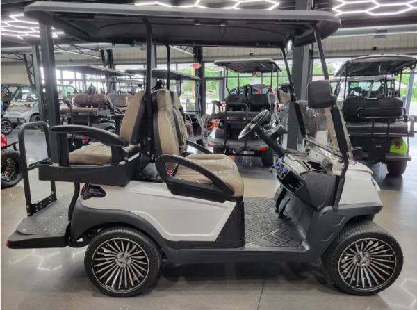 2024 Atlas 4 Passenger Electric Golf Cart - 210AH Lithium - Pearl White