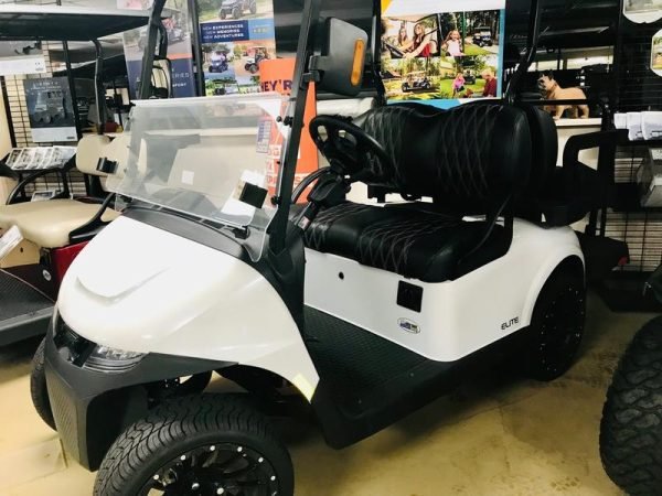 2024 E - Z - Bright White - Passenger)