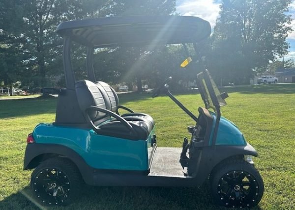 2018 Club Car Gas - Precedent Golf Cart