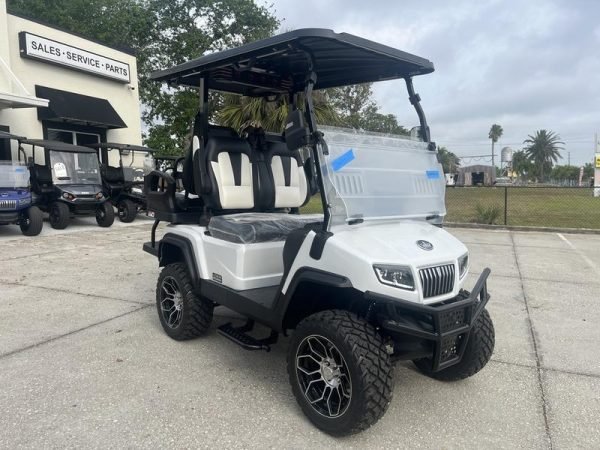 2025 Evolution D5 Maverick 2+2 Golf Cart - Luxury 4 - Seater Street Legal Electric Cart