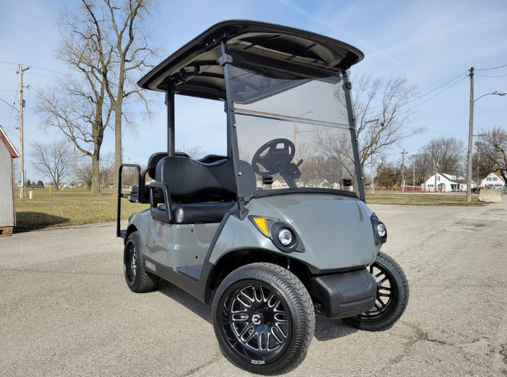 What to Look For When Buying a Golf Cart (Checklist)