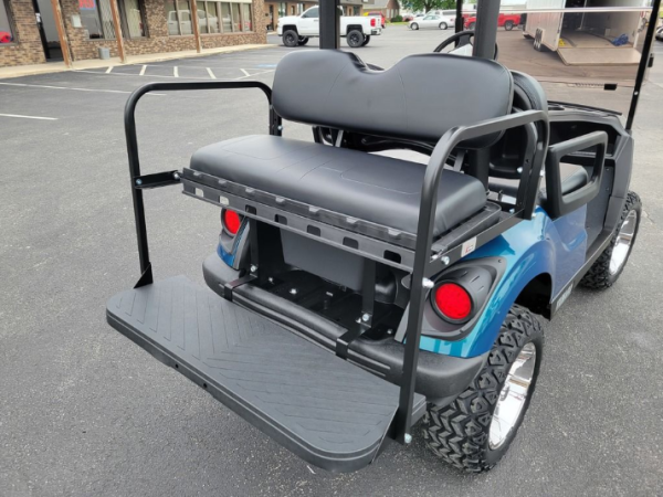 2017 Yamaha Drive2 Used Gas Golf Cart - Chameleon Color