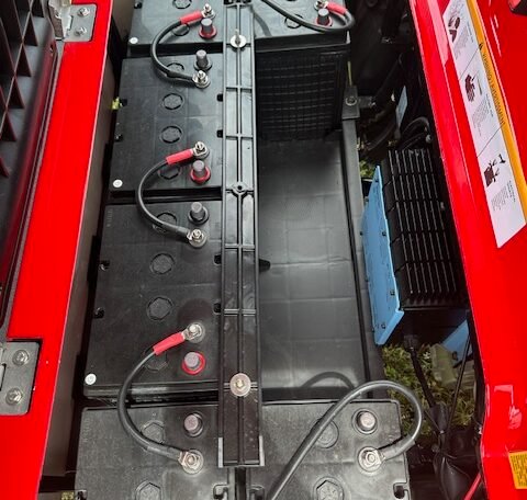 Icon I40L Red