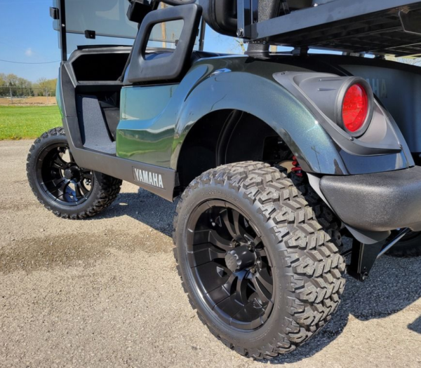 2018 Yamaha Drive2 EFI Quietech Used Gas Golf Cart - Green Fade Lifted