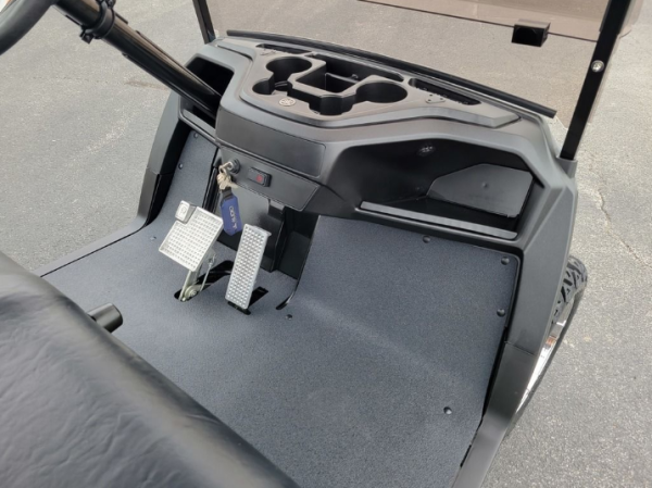 2017 Yamaha Drive2 Used Gas Golf Cart - Chameleon Color